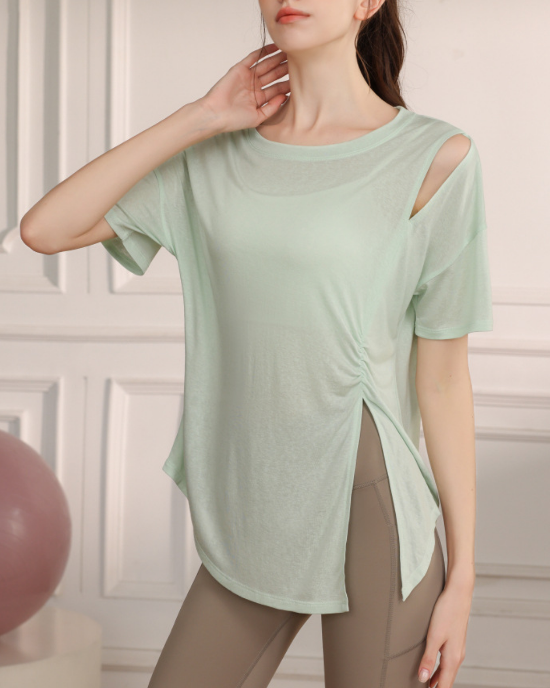 くすみハーフシアーショルダーカットアウトヨガT 3821