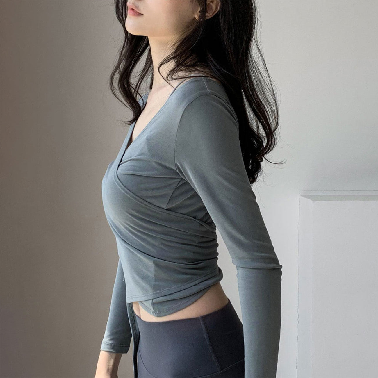 美くびれカシュクールヨガトップ 2944