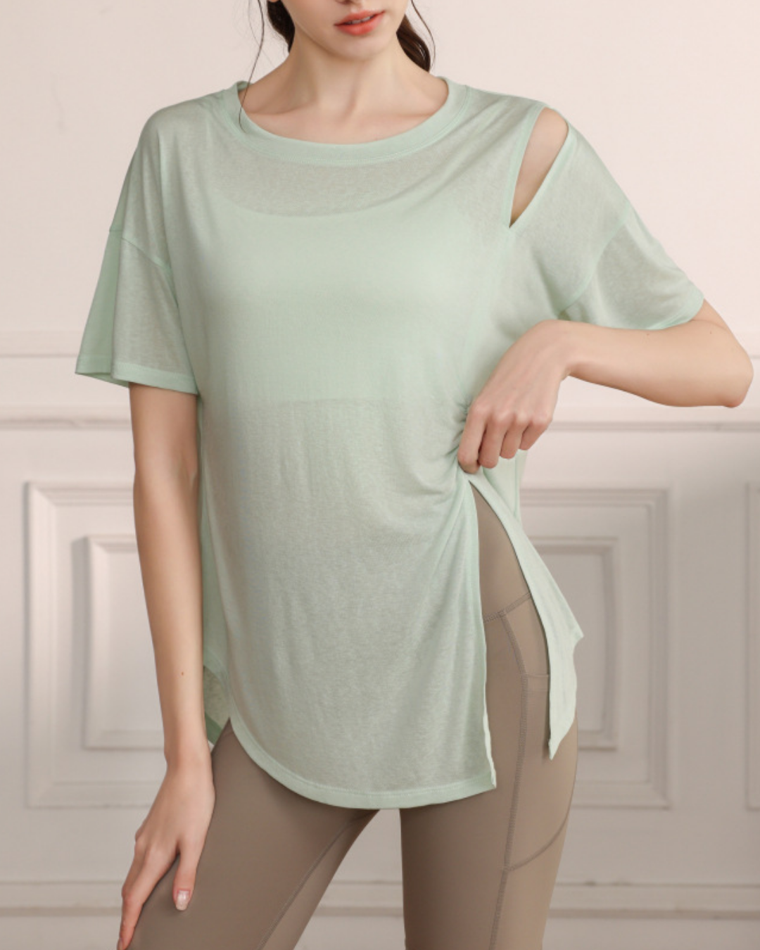 くすみハーフシアーショルダーカットアウトヨガT 3821