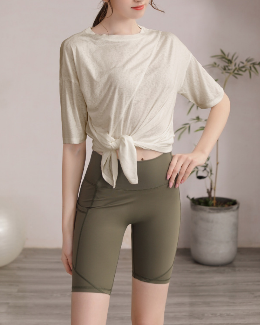 サイドスリットハーフスリーブヨガカットソー 3822