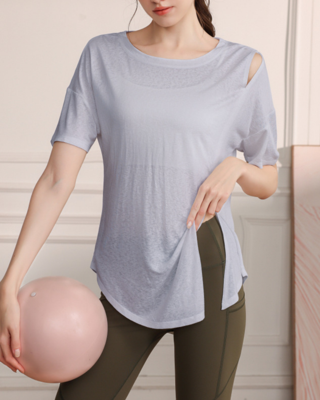 くすみハーフシアーショルダーカットアウトヨガT 3821