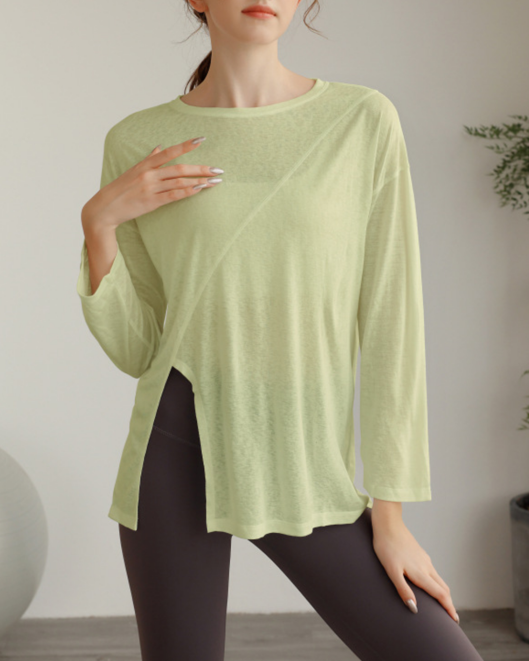 ハーフシアーサイドスリットヨガロングスリーブ 3820