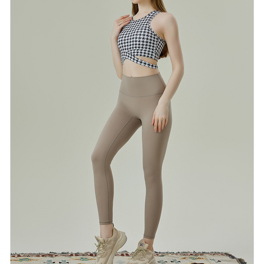 Three & Houndstooth Setup 2395