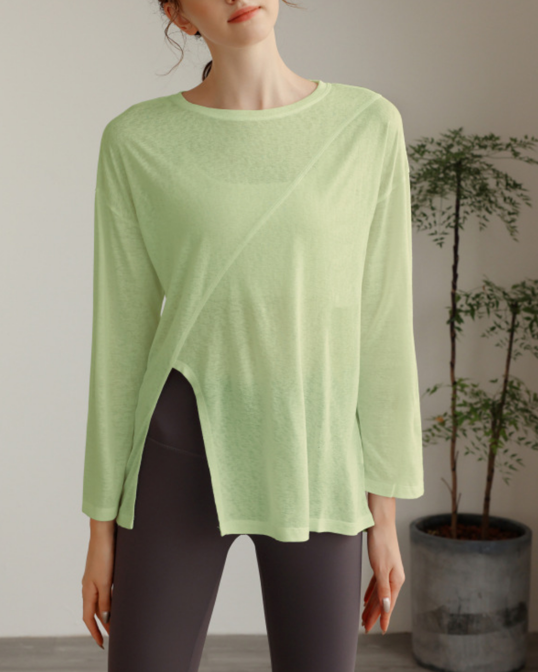 ハーフシアーサイドスリットヨガロングスリーブ 3820