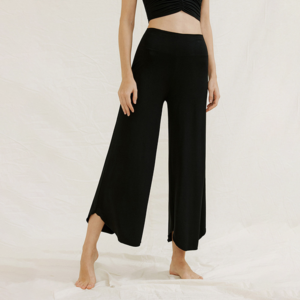 ラウンドヘムヨガワイドパンツ 3356