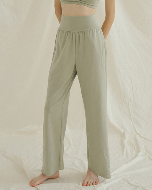 美くびれフィットスリットヘムヨガパンツ 2143