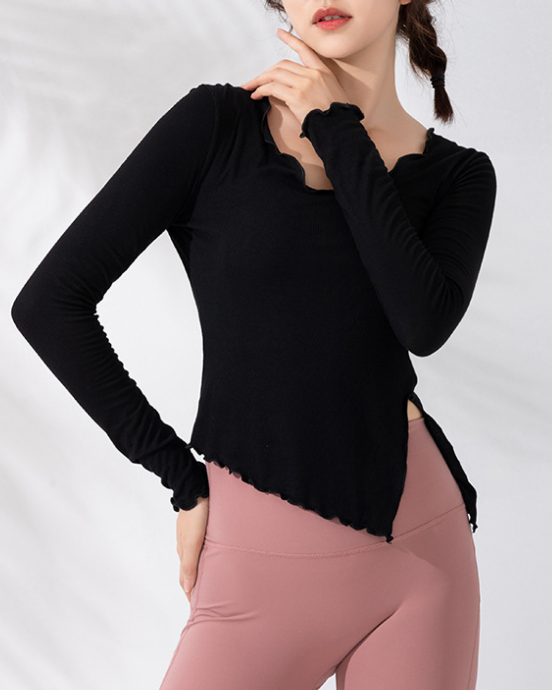 サイドスリットメロウヨガトップ 3653