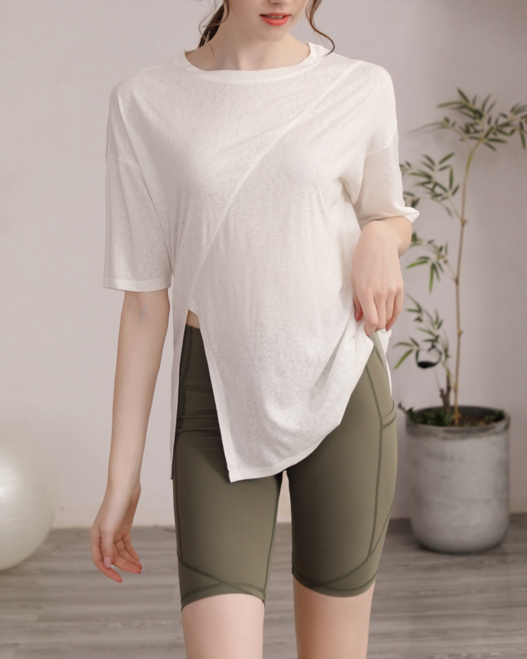 サイドスリットハーフスリーブヨガカットソー 3822