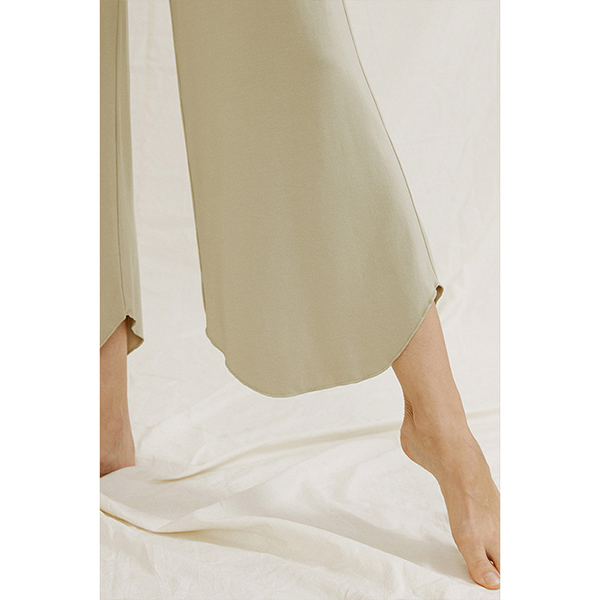 ラウンドヘムヨガワイドパンツ 3356