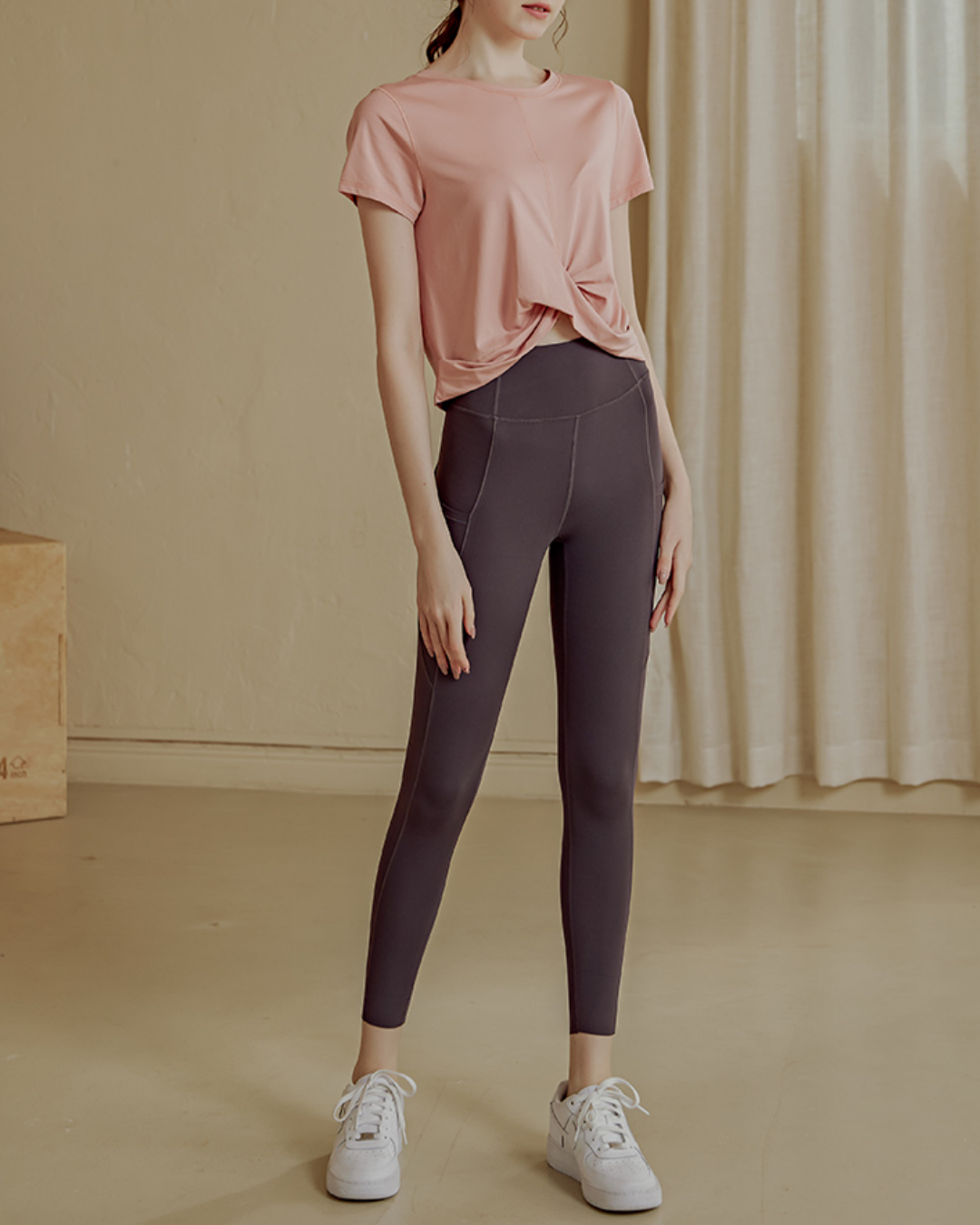 シェリーツイストヘムヨガカットソー 3644