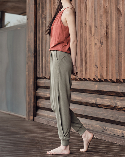Halter neck back slit top 2471
