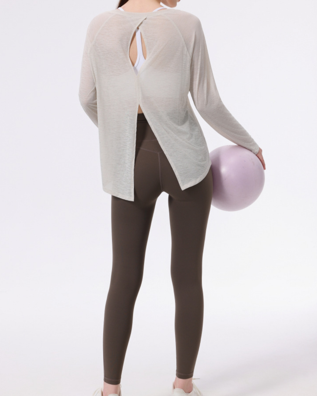 バックシャンエアリーシアーカットソー 3954