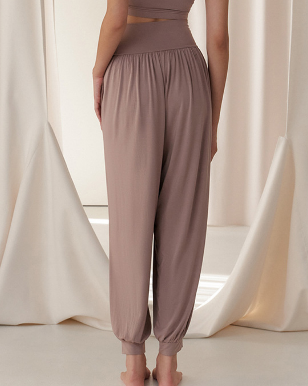 ニュアンスカラーリラックスアラジンパンツ 3966