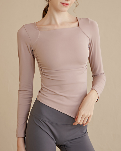 エクランスアシンメトリーヘムトップ 3978