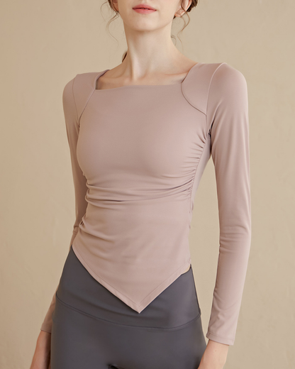 エクランスアシンメトリーヘムトップ 3978