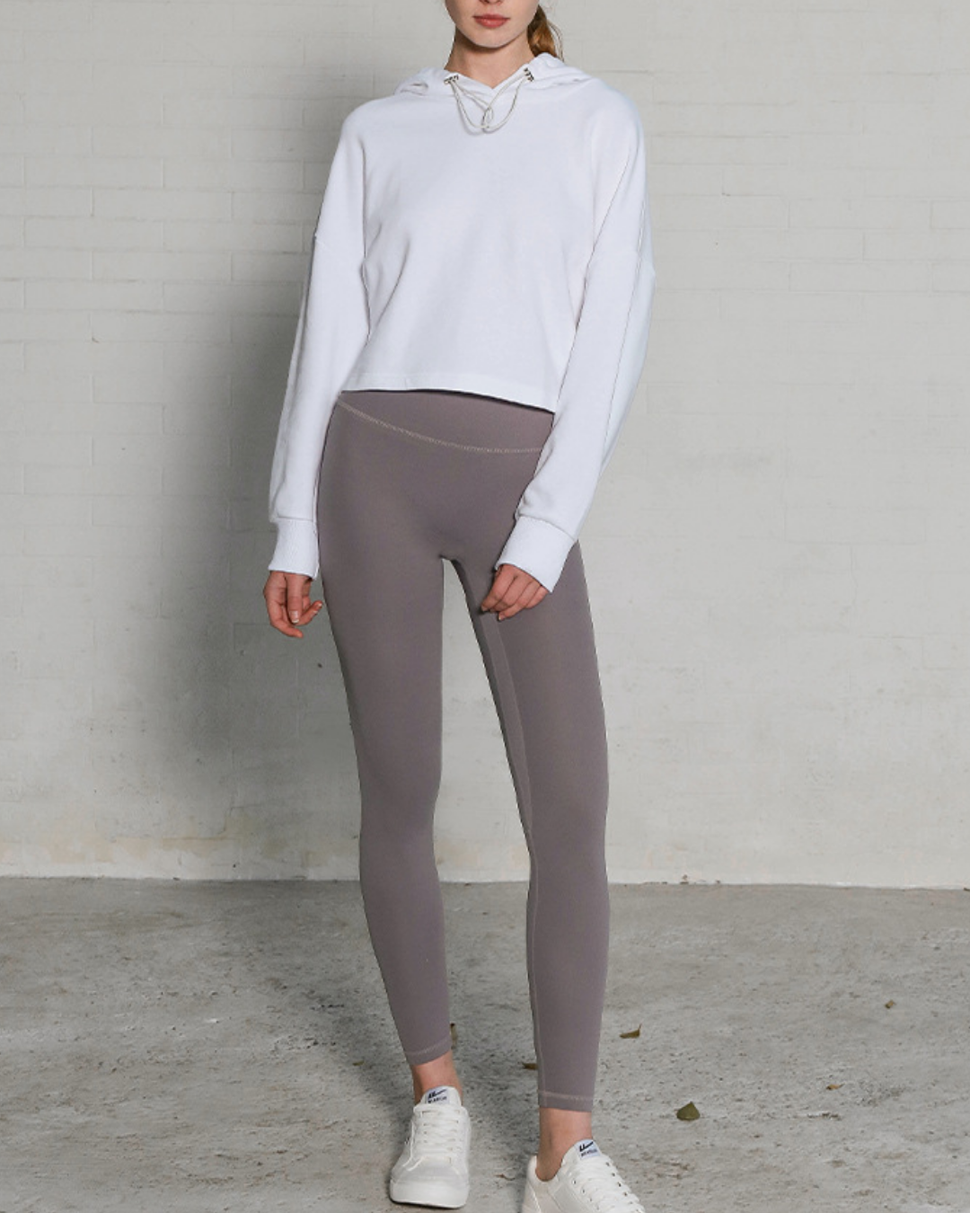 ストレッチリラックスクロップドフーディ 3952