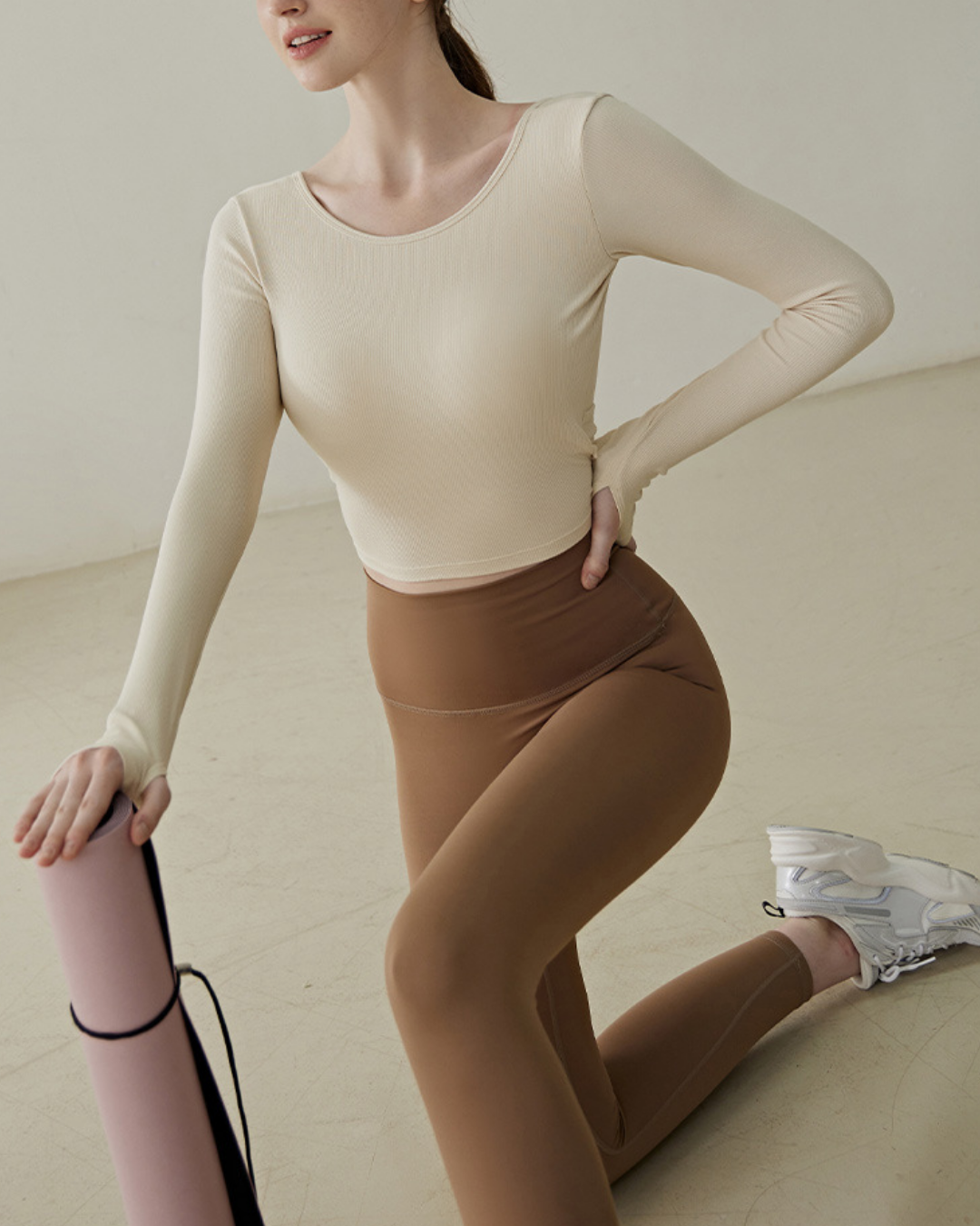 サムホールバッククロスリブニットロングトップ 3648