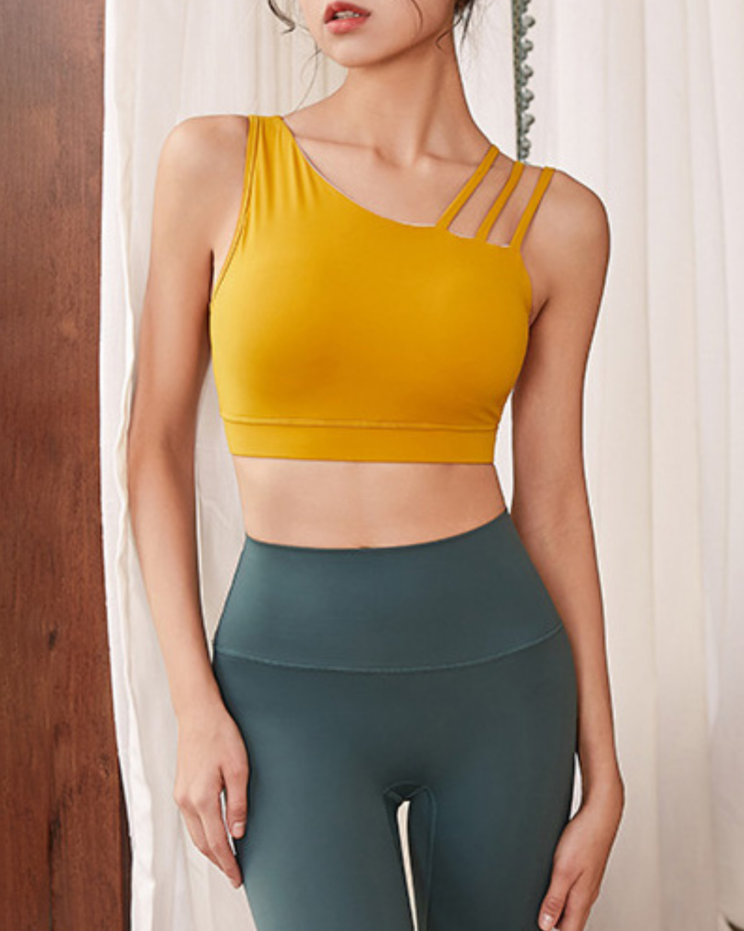 フィストロワヨガブラトップ 2842