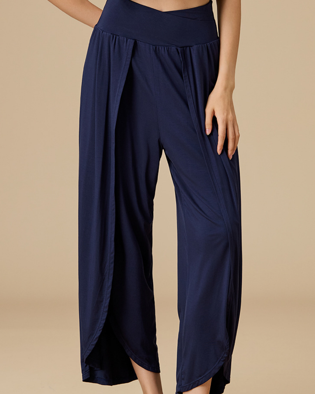 ラウンドヘムタックフレアパンツ 3913