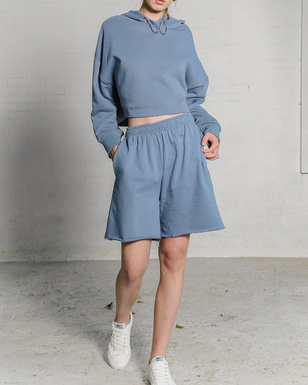 ストレッチリラックスクロップドフーディ 3952