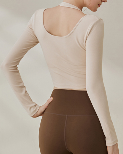 カットアウトホルターネックロングスリーブ 3971