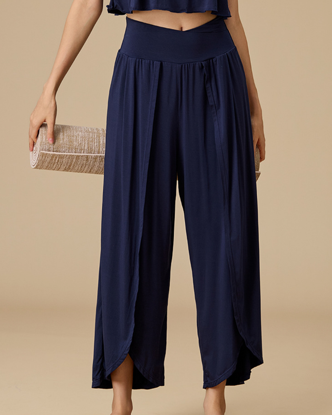 ラウンドヘムタックフレアパンツ 3913